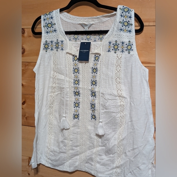 Lucky Brand Tops - Lucky Brand White and Blue Embroidered Sleeveless Blouse
